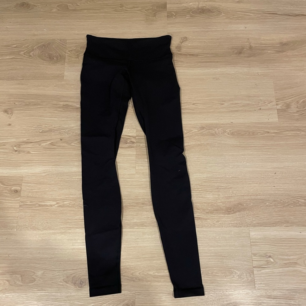 Iululemon black leggings